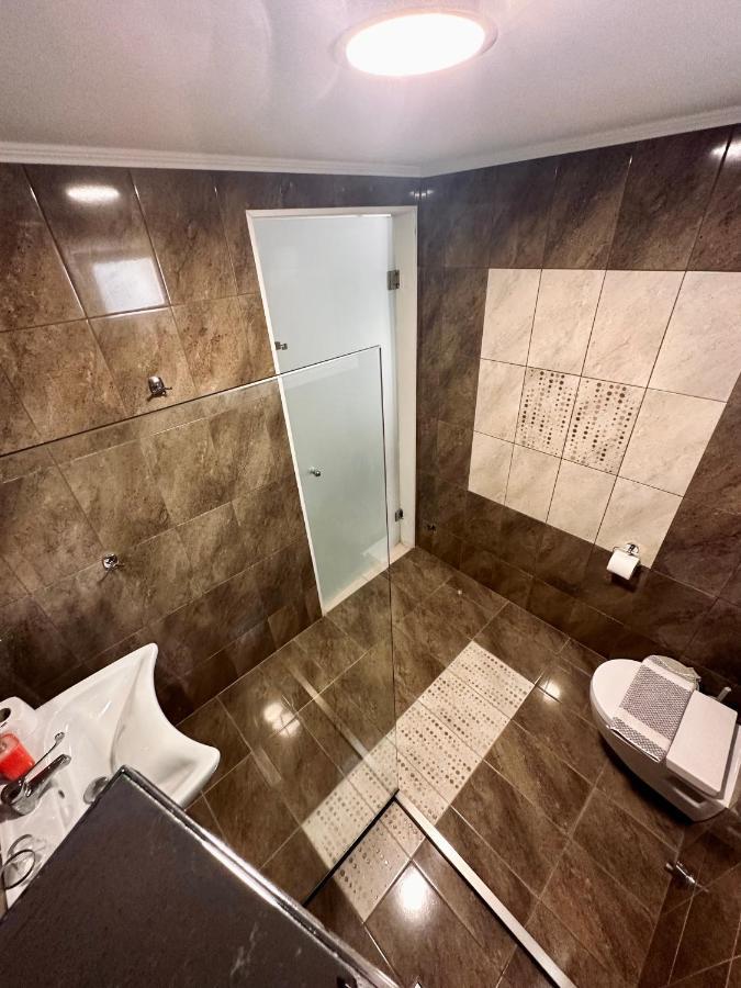 Crystal Blue Apartment Potos Ngoại thất bức ảnh